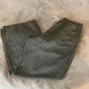 Uniqlo Olive Striped Women's Trousers